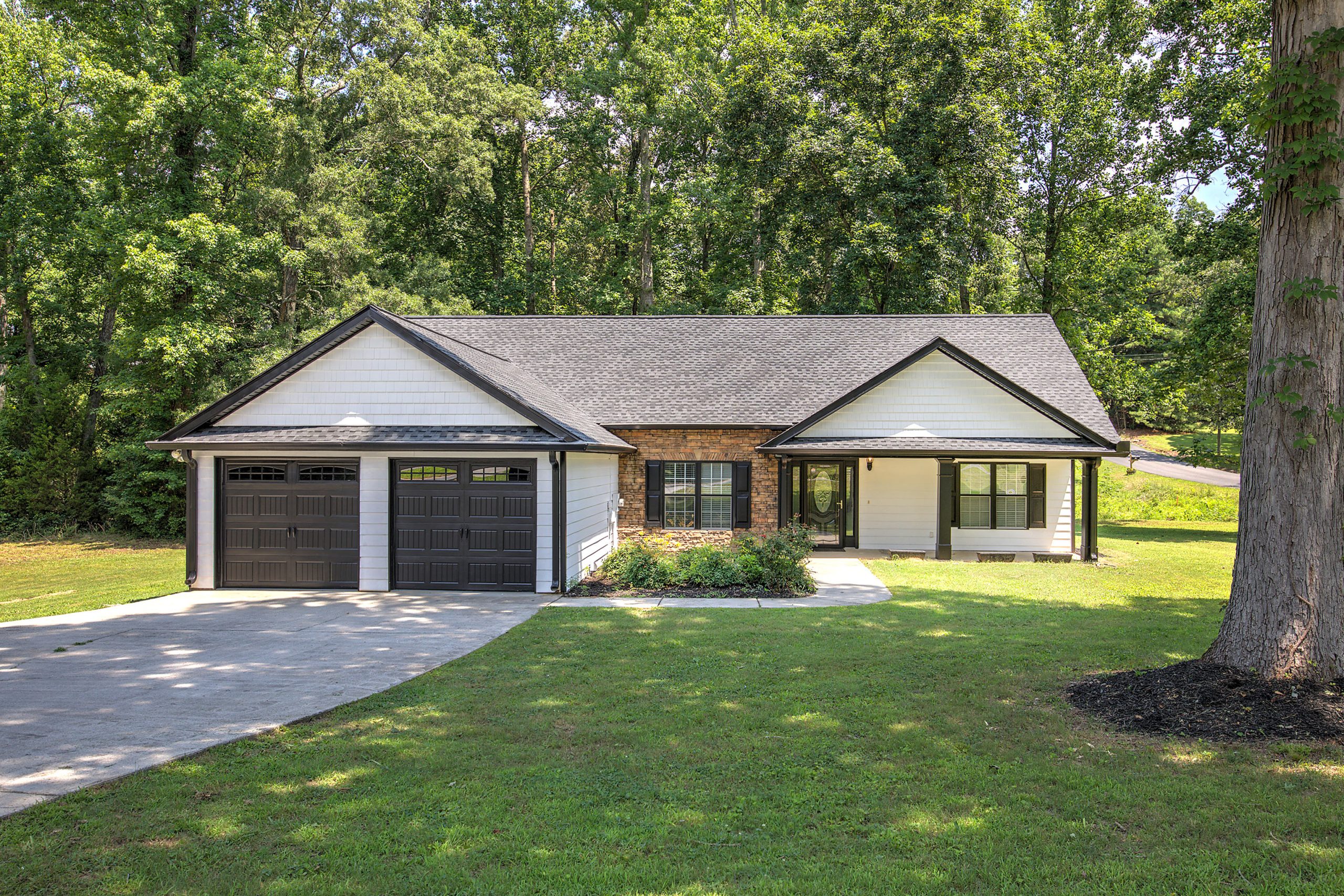 320 Boone Ford Rd SE, Calhoun, GA 30701