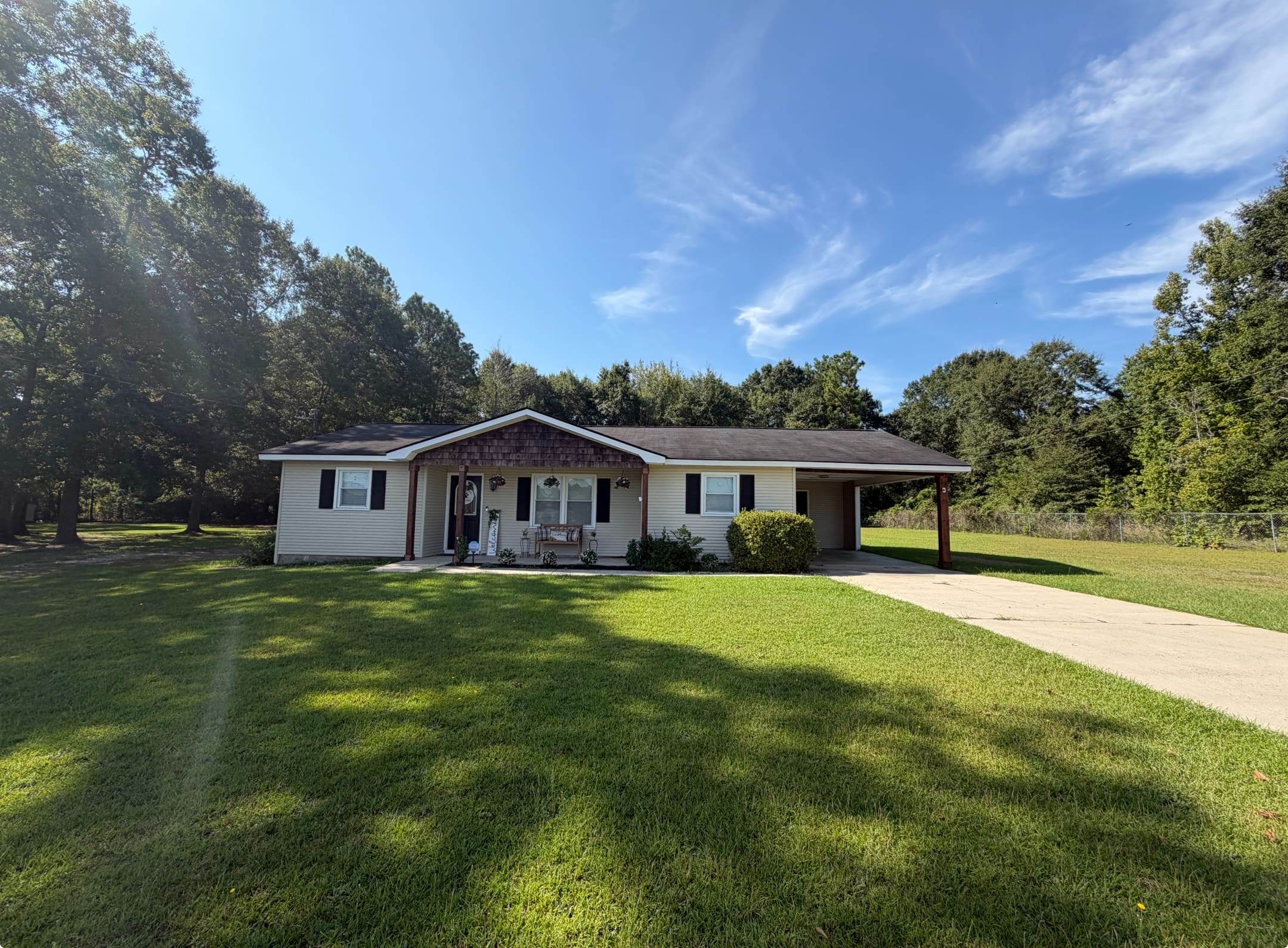 320 Langston Rd, Perry, GA 31069