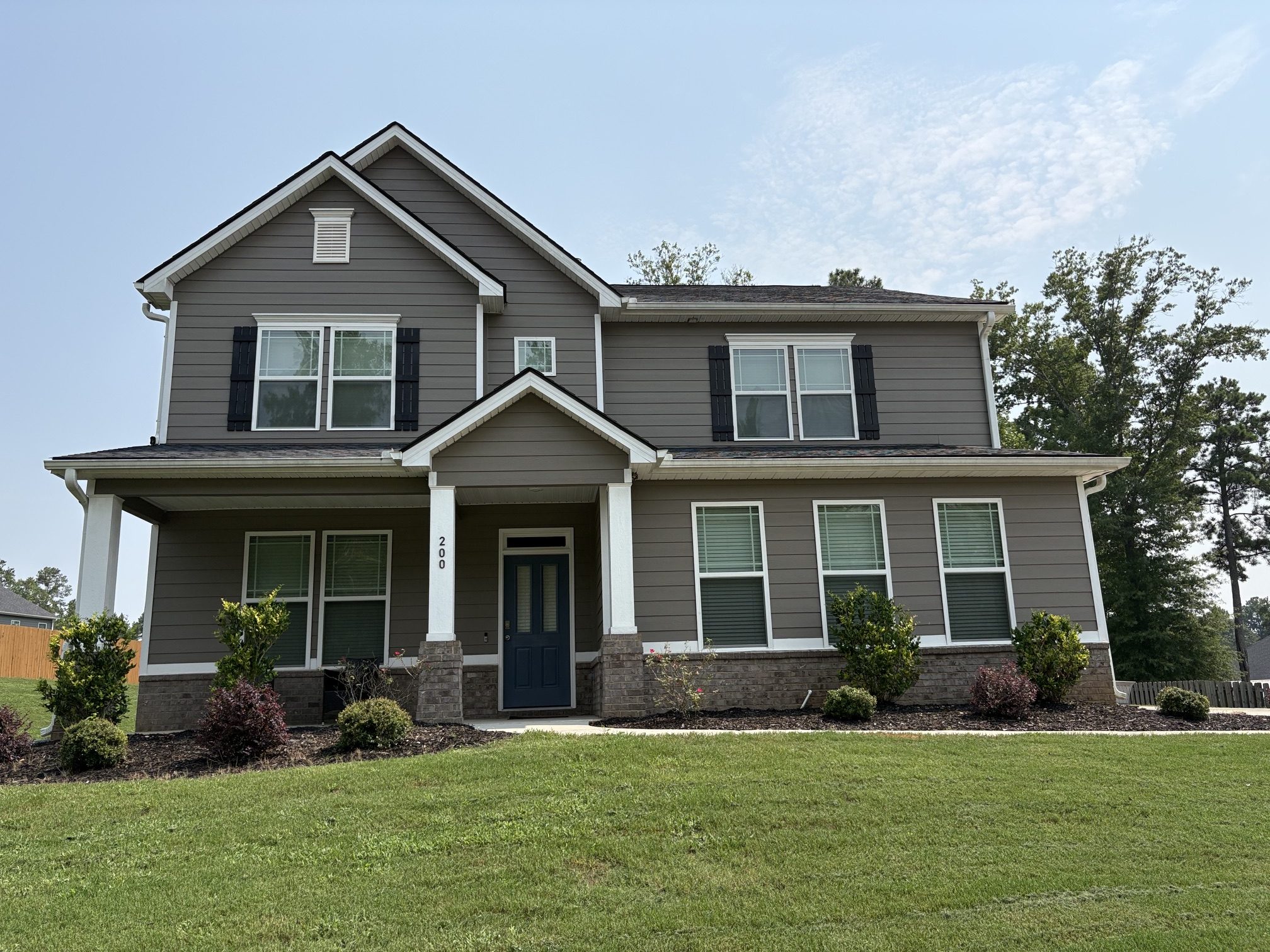 200 Darien Dr, Senoia, GA 30277
